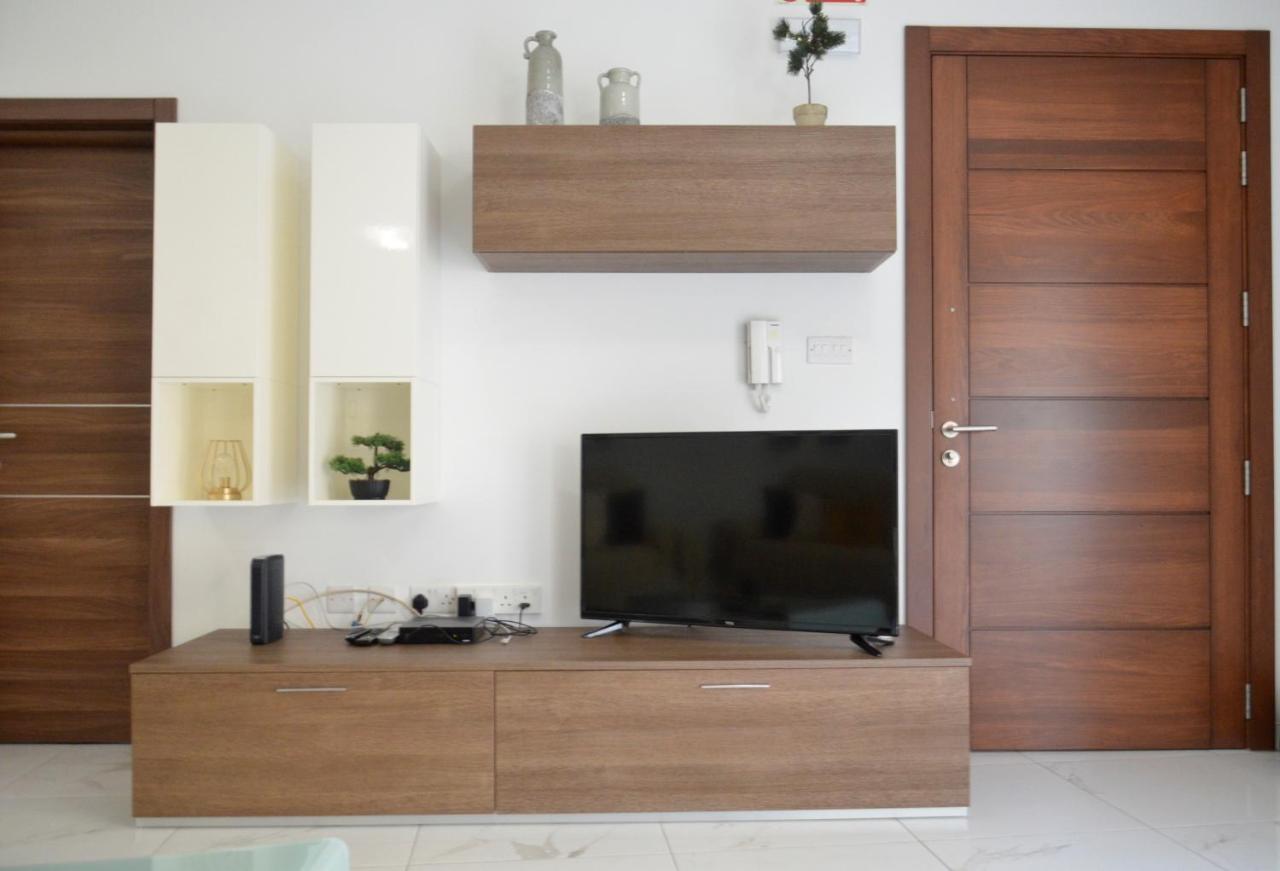 מרסשלוק Lorenza Letting Apartment מראה חיצוני תמונה