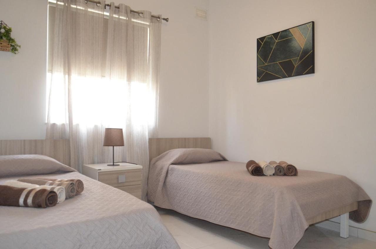 מרסשלוק Lorenza Letting Apartment מראה חיצוני תמונה