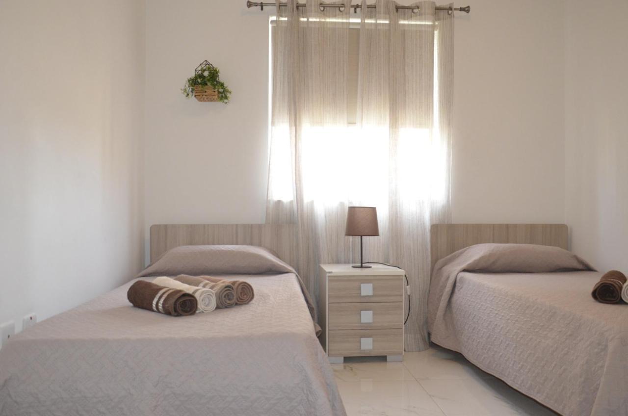 מרסשלוק Lorenza Letting Apartment מראה חיצוני תמונה