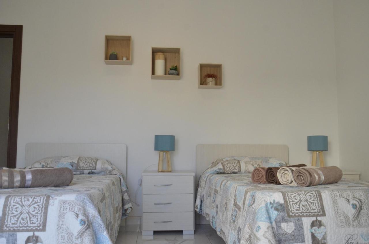 מרסשלוק Lorenza Letting Apartment מראה חיצוני תמונה
