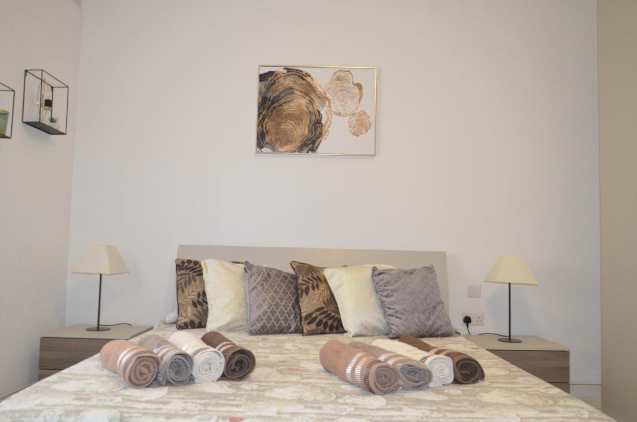 מרסשלוק Lorenza Letting Apartment מראה חיצוני תמונה